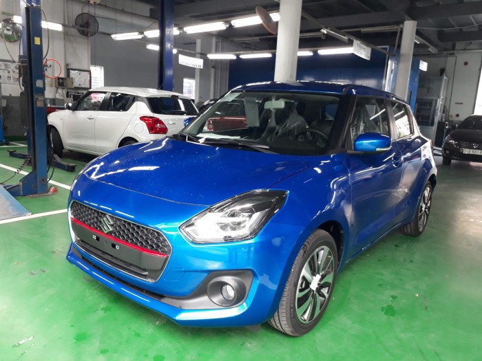 Suzuki New Swift 2018 phiên bản GLX màu xanh