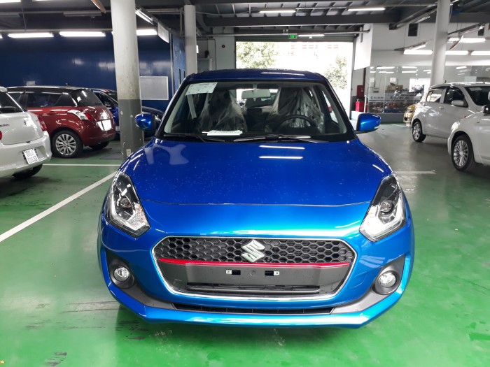 Suzuki New Swift 2018 phiên bản GLX màu xanh