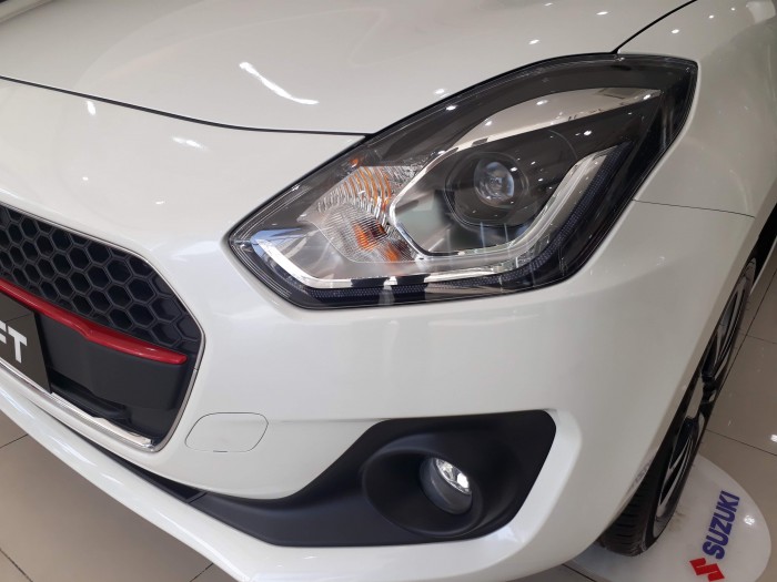 Bán xe Suzuki New Swift 2018, Có đủ màu lựa chọn, Hỗ trợ lái Thử.