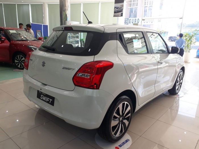 Bán xe Suzuki New Swift 2018, Có đủ màu lựa chọn, Hỗ trợ lái Thử.