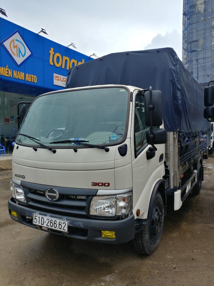 HINO 3.5 - 4.5 - 5.2 tấn thùng dài 4.5m và 5m nhập khẩu nguyên con GIÁ RẺ - TRẢ GÓP
