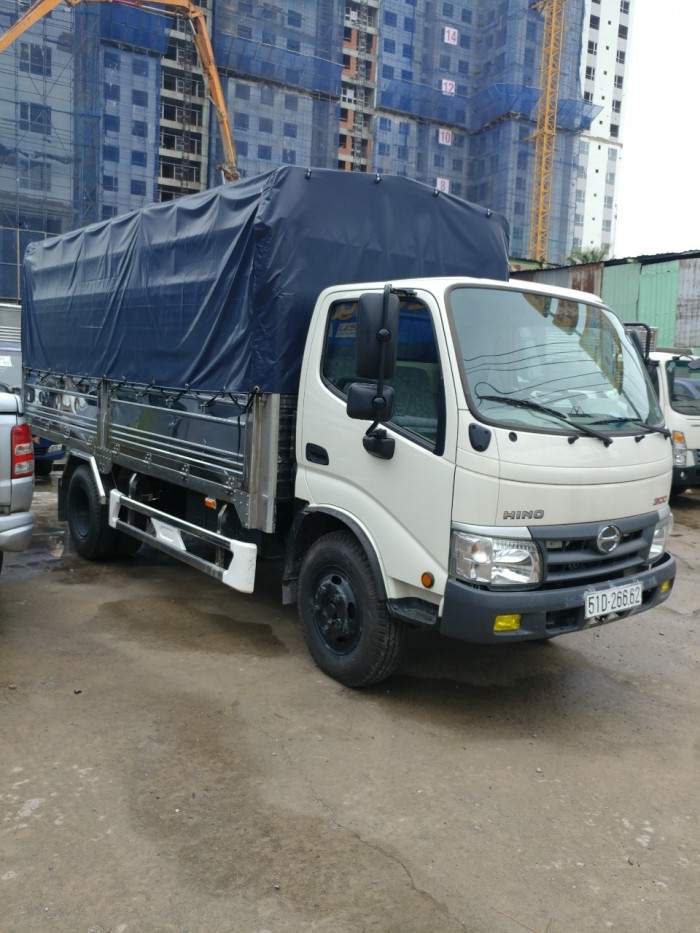 HINO 3.5 - 4.5 - 5.2 tấn thùng dài 4.5m và 5m nhập khẩu nguyên con GIÁ RẺ - TRẢ GÓP