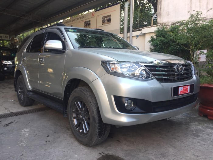 Bán Fortuner 2015 Tự động, trả góp, giá còn giảm thương lượng nhé