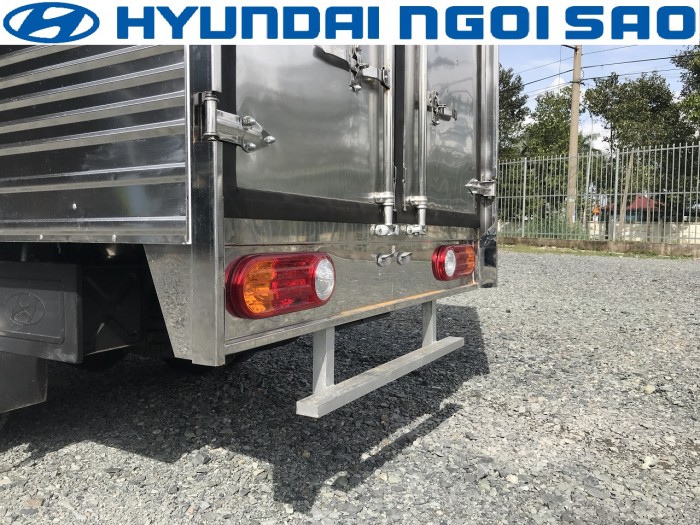 Xe tải Hyundai 1.4 tấn” , “new porter h150”  Km 45 triệu tháng 12.
