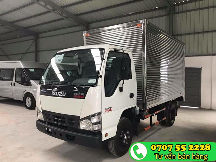 Hái lộc đầu xuân cùng xe tải ISUZU QKR77H 1.9 tấn thùng dài 4m3 nhận ngay ưu đãi