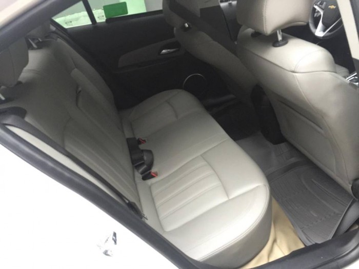 bán xe Chevrolet Cruze Ltz 2016 màu trắng bản full option