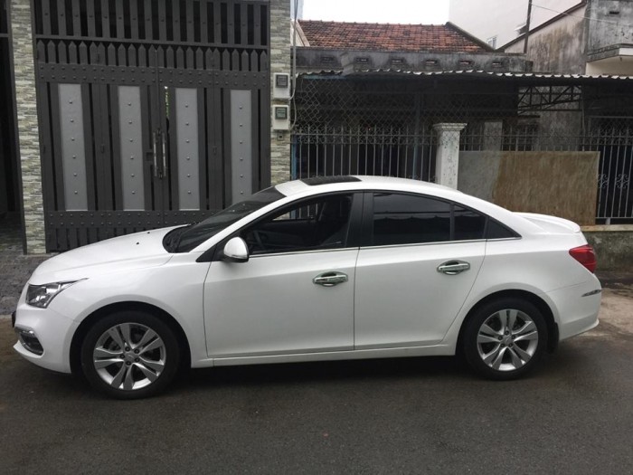bán xe Chevrolet Cruze Ltz 2016 màu trắng bản full option