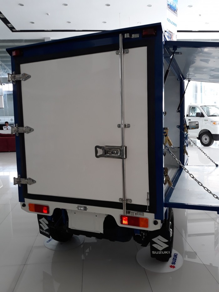 Xe tải suzuki Tặng phí đăng kí và bảo hiểm thân vỏ