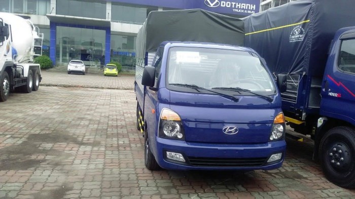 Hyundai New Porter 1.5 Tấn Thùng Bạt