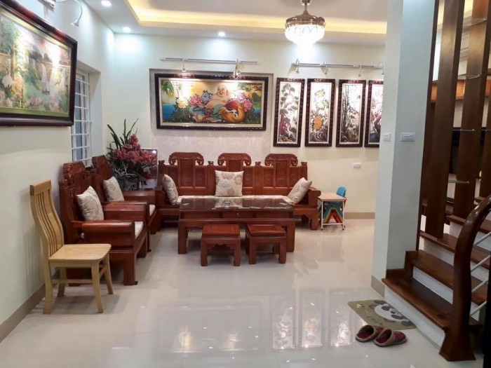 Bán nhà riêng đẹp ngay Royal City – Nguyễn Trãi. Đẹp, ban công, wc.