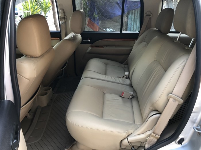 Cần bán gấp Ford Everest 2012 số tự động máy dầu