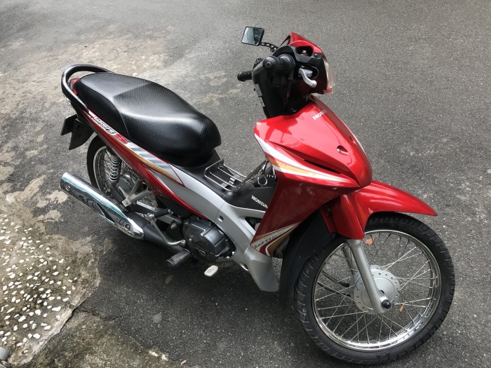 Đổi xe cho mẹ nên bán Honda Wave đỏ 2014 xe bstp chính chủ.