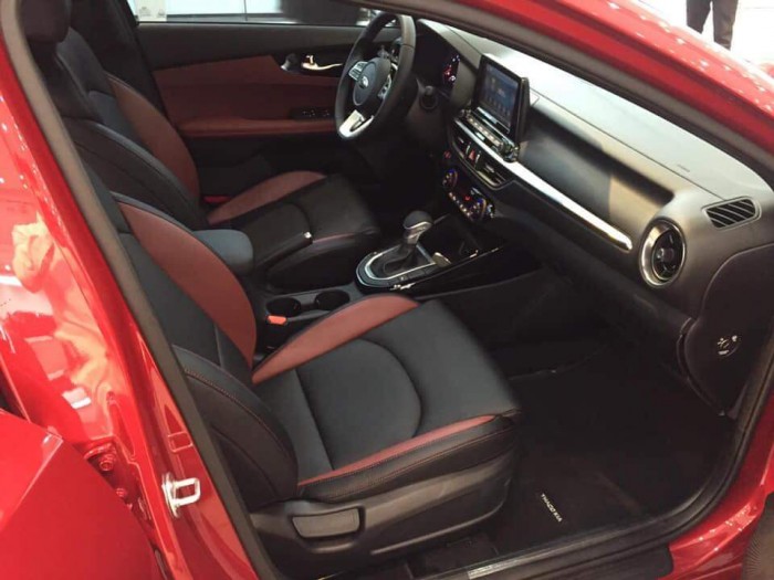 Hot Hot Kia Cerato New 2019 Ngập tràn ưu đãi- trả trước 170 triệu nhận xe ngay