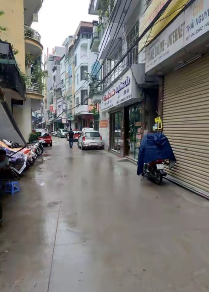 Mặt ngõ Thịnh Quang DT 41 m2 5 tầng  MT 5m