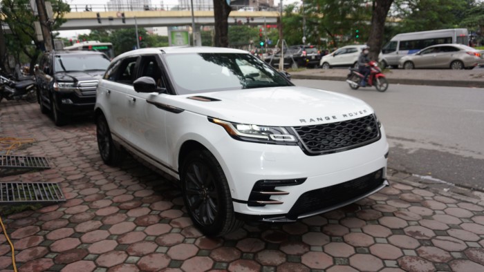 Bán ô tô Range Rover Velar R-Dynamic Model 2018, màu trắng, nhập khẩu Mỹ