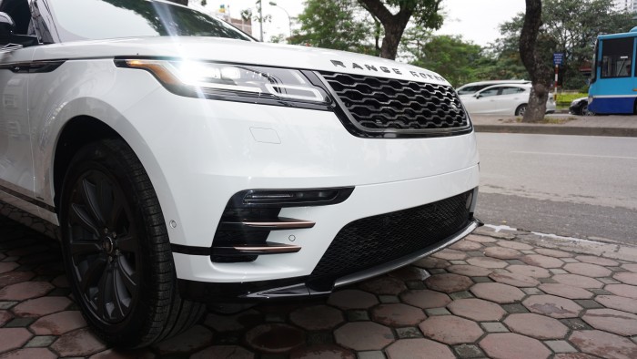 Bán ô tô Range Rover Velar R-Dynamic Model 2018, màu trắng, nhập khẩu Mỹ