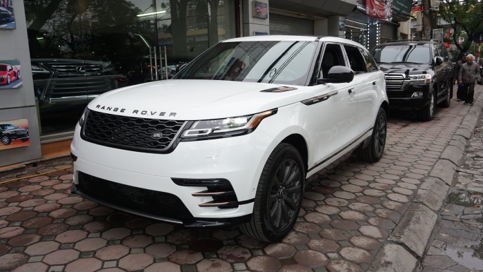 Bán ô tô Range Rover Velar R-Dynamic Model 2018, màu trắng, nhập khẩu Mỹ