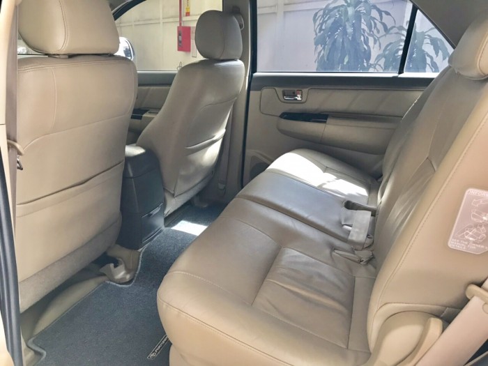 Bán Fortuner 2012 Tự động Máy xăng, giá còn giảm tốt