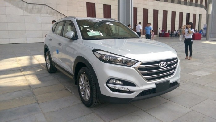 Xe Tucson 2.0 AT Đặc biệt