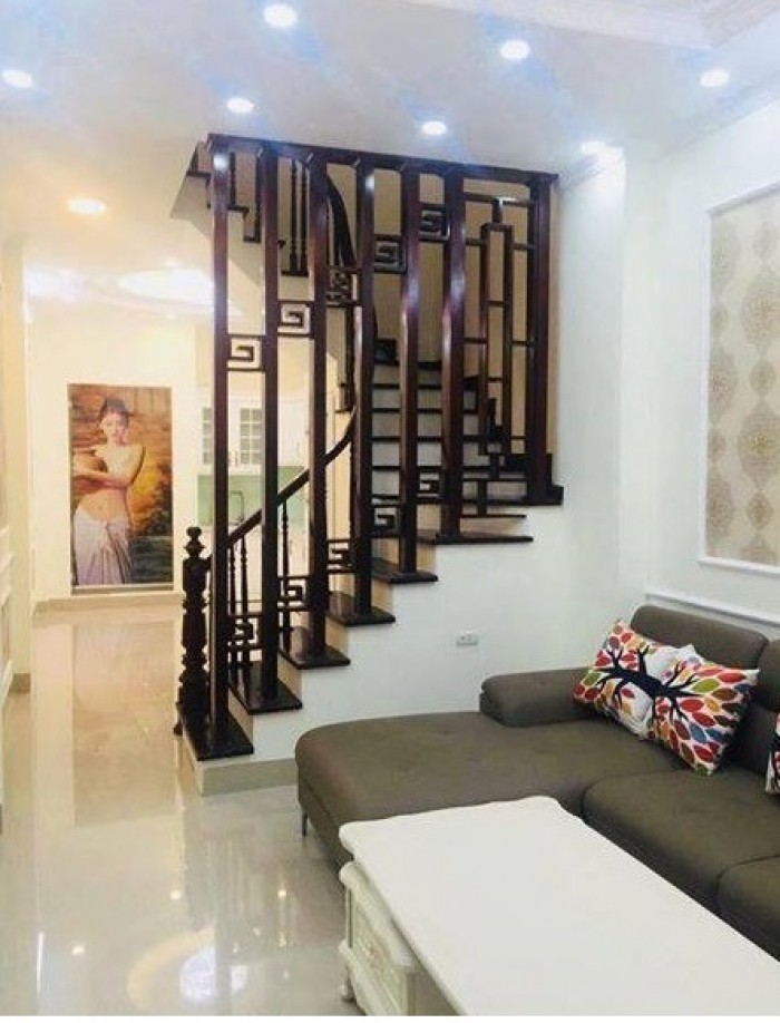 Bán nhà riêng 5 tầng Tân Mai, hai mặt thoáng, 32m2