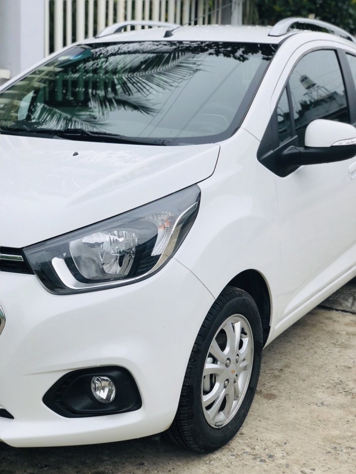 Cần bán Chevrolet Spark 1.2LT MT đời 2018, giá còn TL , có hỗ trợ trả góp