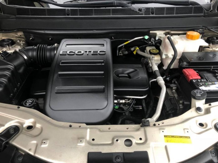 Chevrolet Captiva 2015 số sàn màu Vàng cát xe đi 23000km