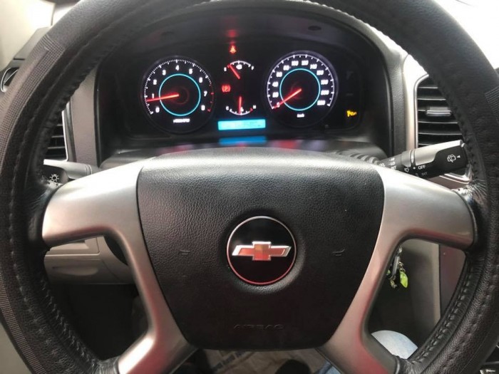 Chevrolet Captiva 2015 số sàn màu Vàng cát xe đi 23000km