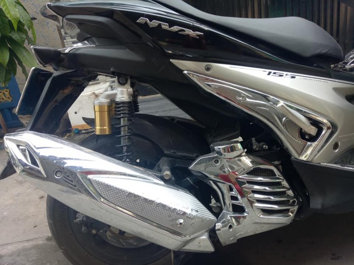 Cần tiền gấp nên bán con xe yêu thích Yamaha NVX 155c ABS bstp chính chủ mới 99%