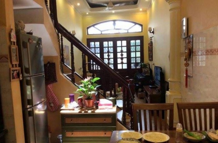 Phân lô, Oto đỗ phố Chùa Bộc 42m2 x 5 tầng, MT: 5 m.