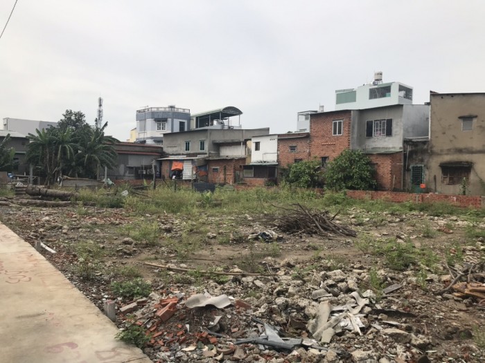 Bán đất ngay UBND phường Trường Thọ. dt 70m2