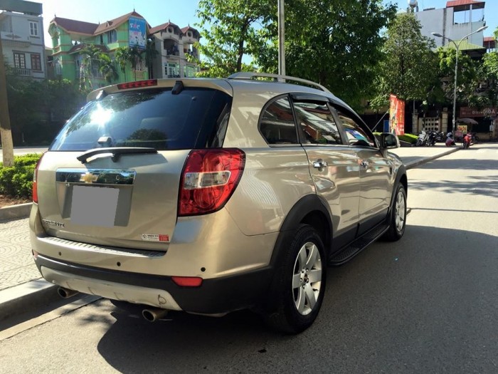 Chevrolet Captiva 2009 Ltz vàng cát đẹp tuyệt luôn nha.