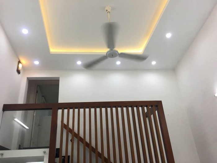 Bán nhà HXH, 45m2, ngang 4,2m. Giá 4,6 tỷ. Đường Nguyễn Văn Đậu, Phường 11, Quận Bình Thạnh.