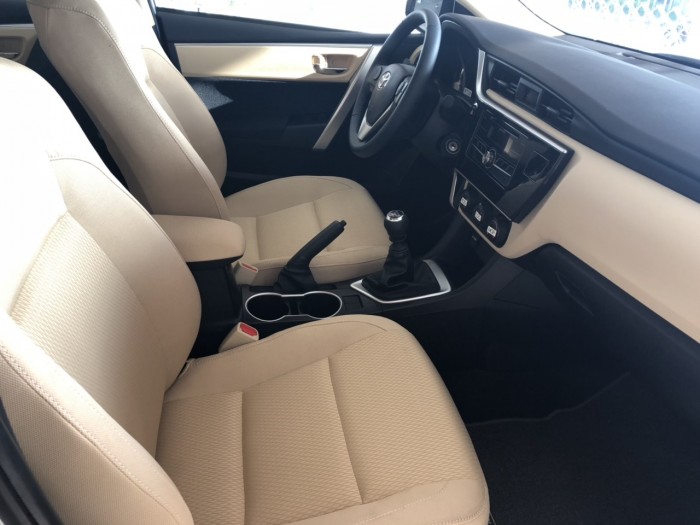 Xe Toyota Altis 1.8E MT SỐ SÀN