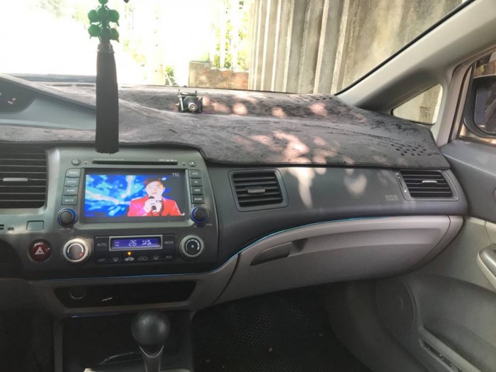 Cần bán xe Civic 2008, số tự động, màu vàng cát, nhà sài kỹ zin đẹp,