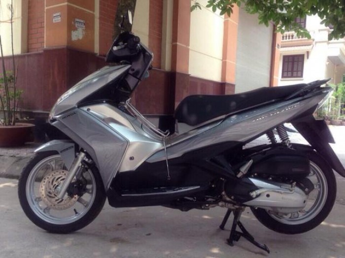 Honda Air blade Fi 125c có remote phiên bản đặc biệt tem hoa văn 3D bstp chính chủ mới 95% nguyên zin