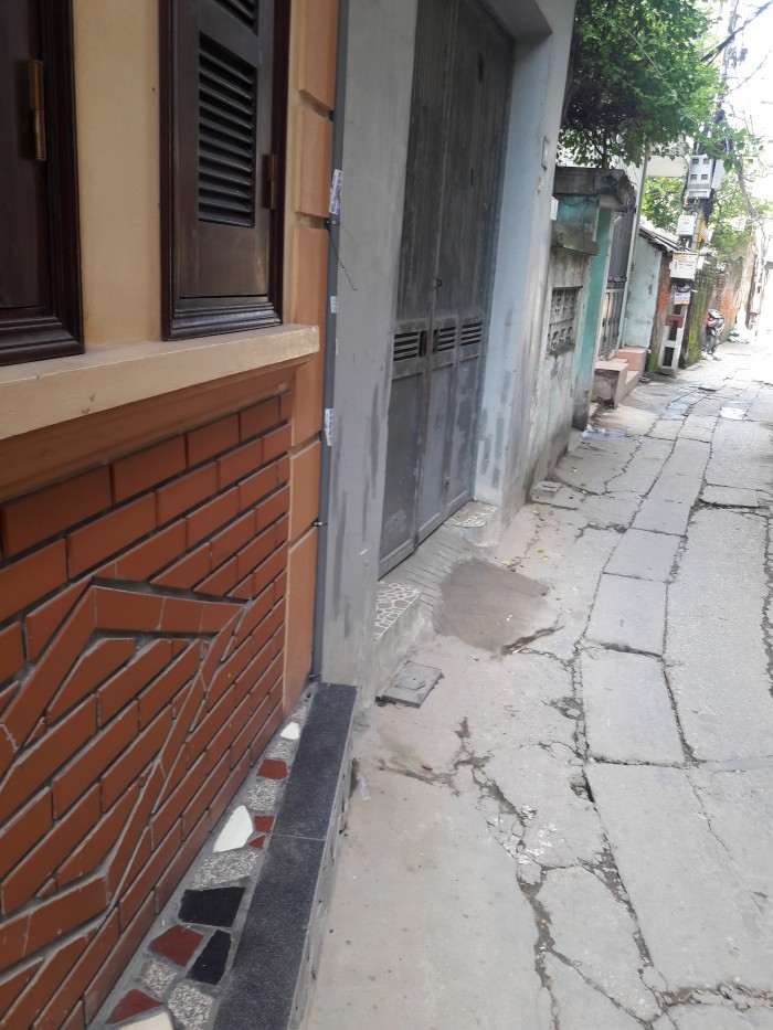 Bán gấp nhà ngõ to Đại Cồ Việt, Hai Bà Trưng 45m2, 3 phòng, Kinh doanh nhỏ