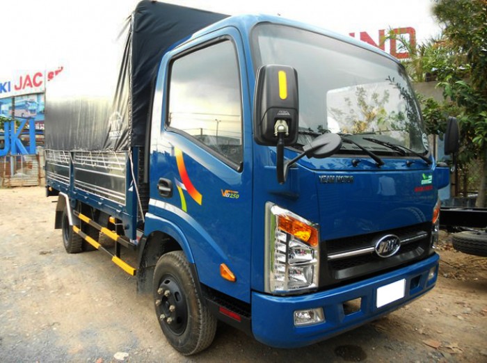 Xe tải Veam VT252-1 trọng tải 2,5tan thùng dài 4m2  đời 2017