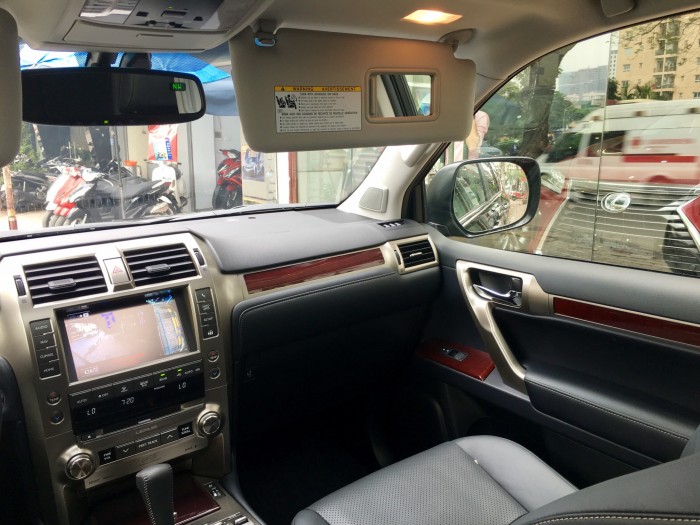 Cần bán Lexus GX 460 sản xuất năm 2018, màu đen, nhập khẩu Mỹ. LH 0982.842838