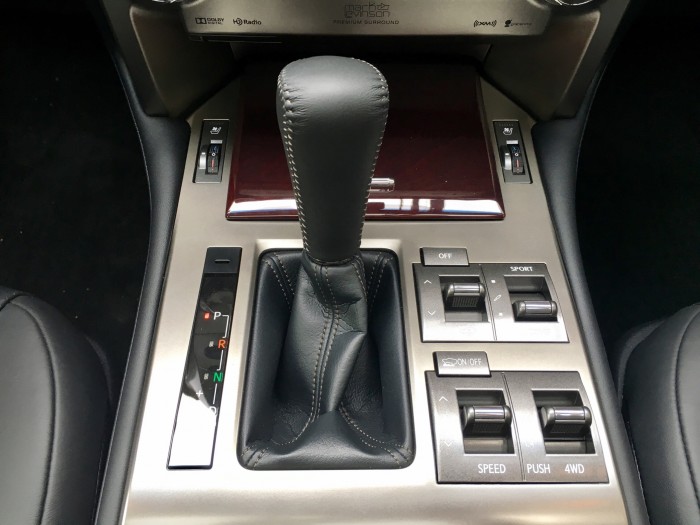 Cần bán Lexus GX 460 sản xuất năm 2018, màu đen, nhập khẩu Mỹ. LH 0982.842838