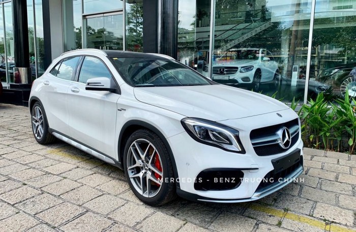 Bán GLA45 xe giao ngay trong ngày , hổ trợ vay vốn ngân hàng lãi suất thấp