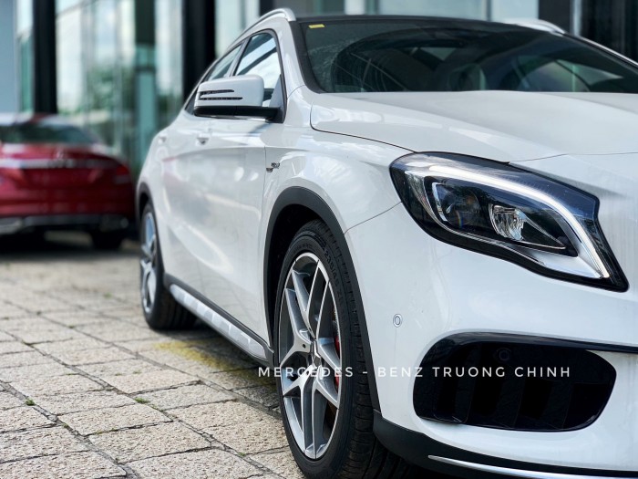 Bán GLA45 xe giao ngay trong ngày , hổ trợ vay vốn ngân hàng lãi suất thấp