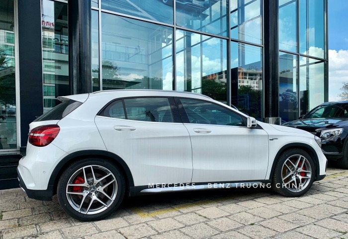 Bán GLA45 xe giao ngay trong ngày , hổ trợ vay vốn ngân hàng lãi suất thấp