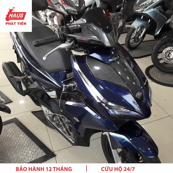 Bán xe Honda Airblade mẫu 2016 có REMOTE, màu Xanh độ carbon, xe đẹp, chỉnh chủ, bảo hành 1 năm