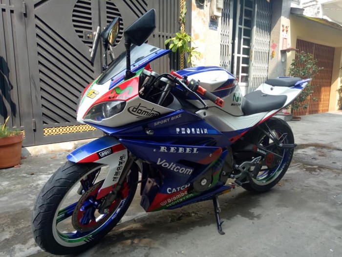 Cần bán xe Moto phoenix 175c màu xanh -trắng bstp mới 95% nguyên zin