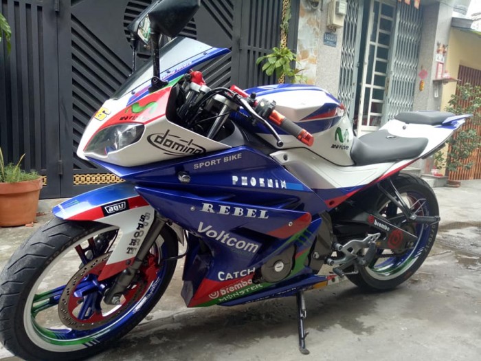 Cần bán xe Moto phoenix 175c màu xanh -trắng bstp mới 95% nguyên zin