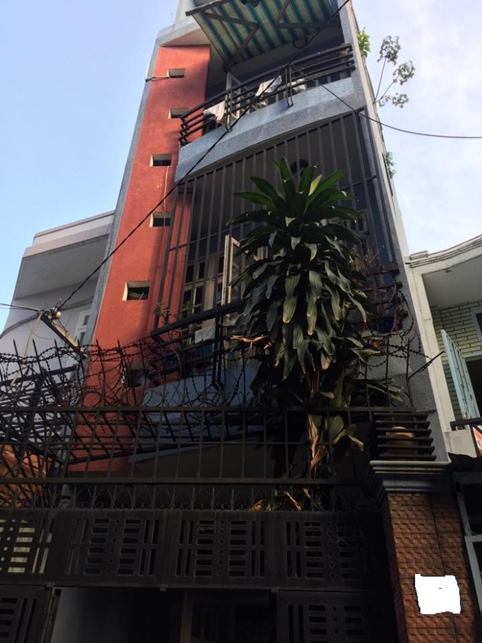 Bán nhà Phú Nhuận, Dt 49m2 x 4 Tấm, HXH 4m