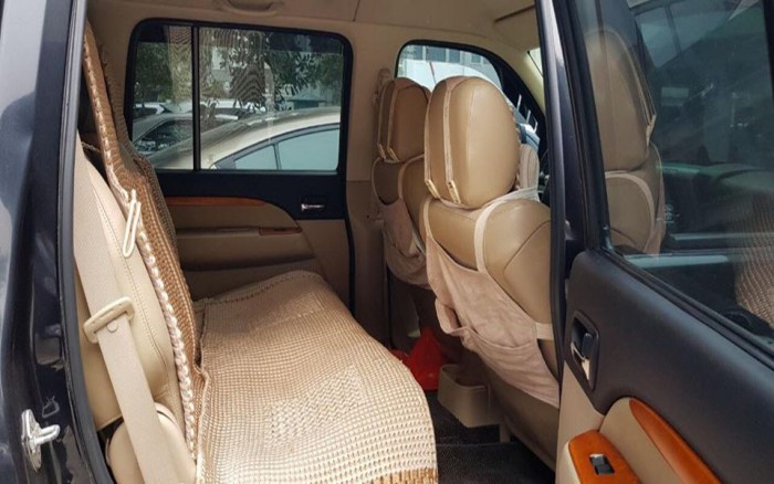 Bán gấp Ford Everest 2012 tự động máy dầu