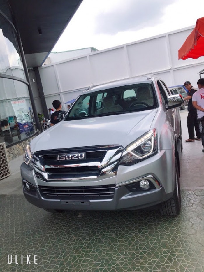 Isuzu MU-X B7  1.9 MT - mới 2023 Euro5 ( giao hàng ngay)