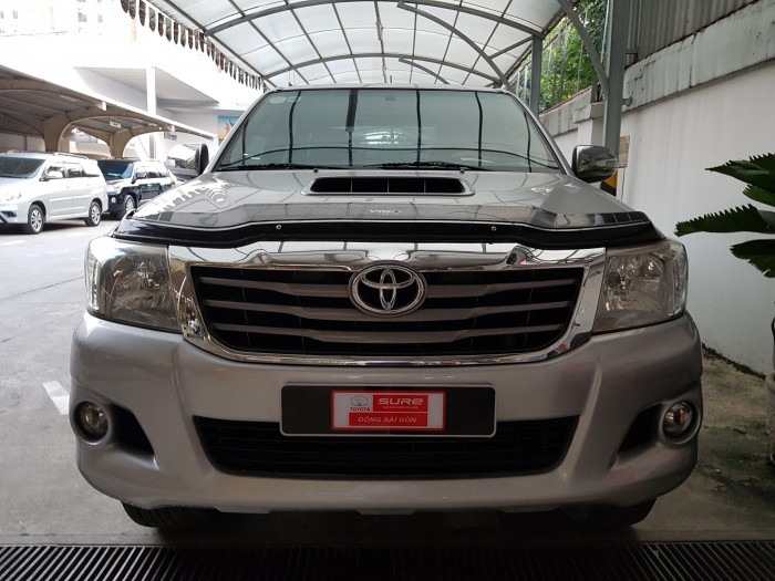 Hilux 2 cầu máy dầu, số sàn, đời 2014, xe nhập thái lan, giá liên hệ