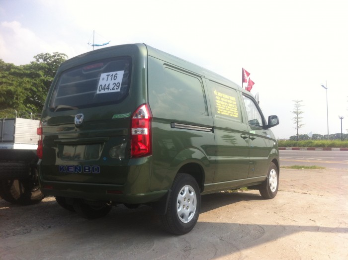 Xe tải Van Kenbo 950kg xe được nhập khẩu 100%. Xe trang bị đầy đủ các trang thiết bị Camera lùi